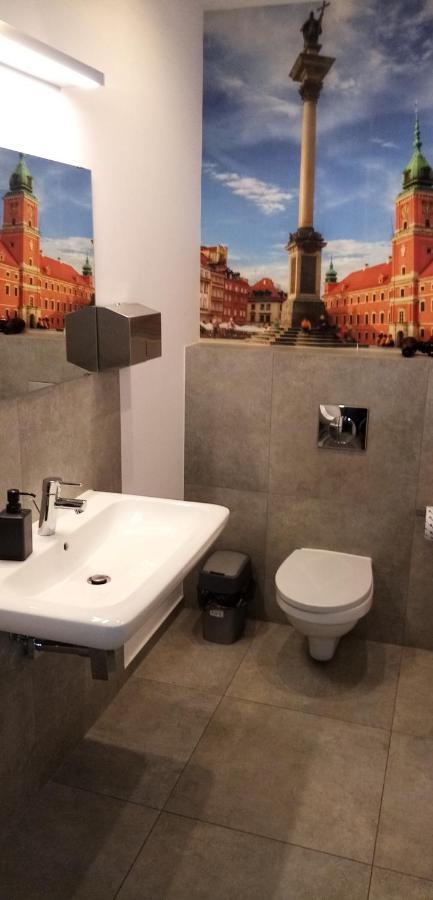 Hostel Sunrise Przy Dw. Zachodnim Varsovia Exterior foto