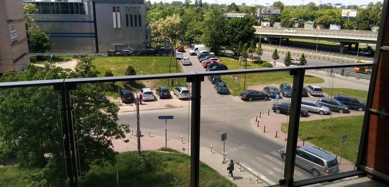 Hostel Sunrise Przy Dw. Zachodnim Varsovia Exterior foto